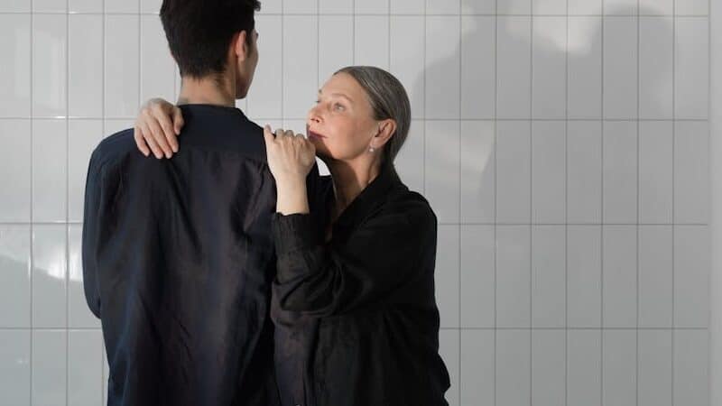 Cómo salir de la Codependencia Emocional con tu Madre