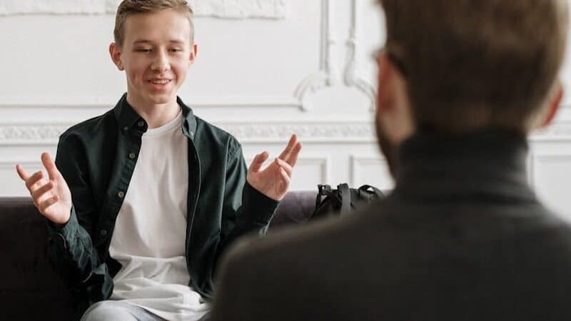 Para ti, adolescente que no quiere ir al psicólogo (y está bien sentirlo así)