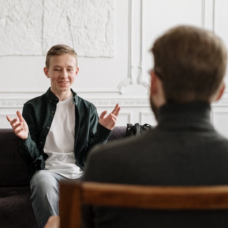Para ti, adolescente que no quiere ir al psicólogo (y está bien sentirlo así)